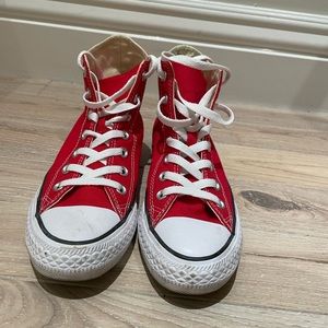 Red Classic Converse size 6W
